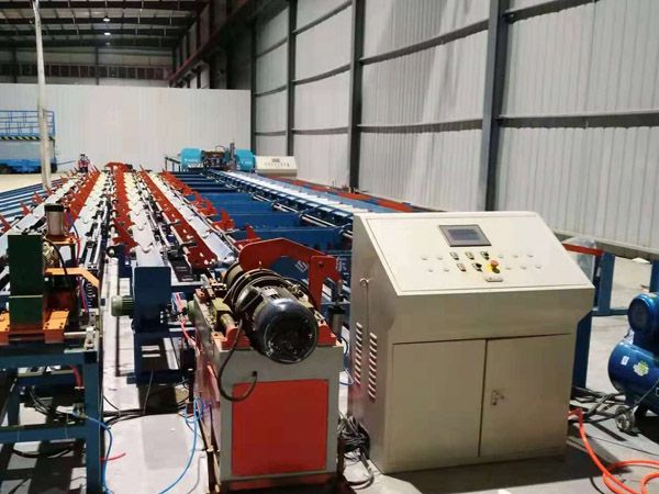 鋸切套絲打磨生產線